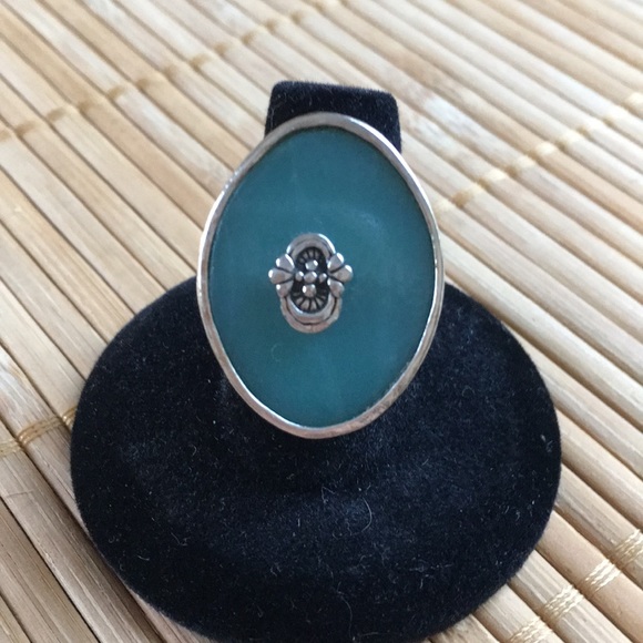 Silpada Jewelry - Statement piece